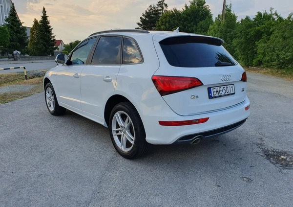 Audi Q5 cena 115900 przebieg: 119000, rok produkcji 2016 z Wieruszów małe 529